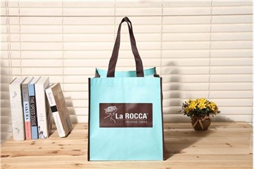 टुकड़े टुकड़े में गैर बुना शॉपिंग बैग